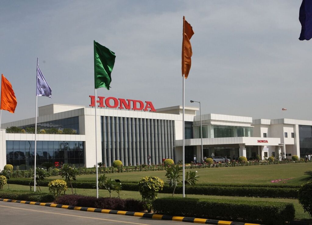 Honda Discontinues Civic And CR-V In India